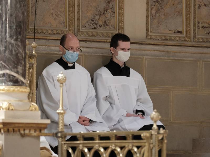 Krizmaszentelés (18).JPG